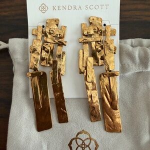 Kendra Scott Gold Geometric Earrings